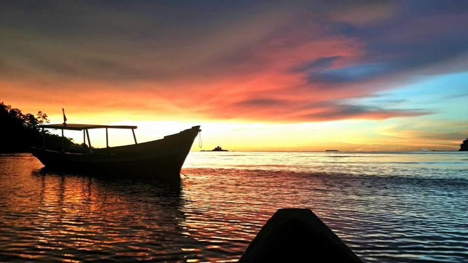 Sumatra Ecolodge Sungaipisang エクステリア 写真